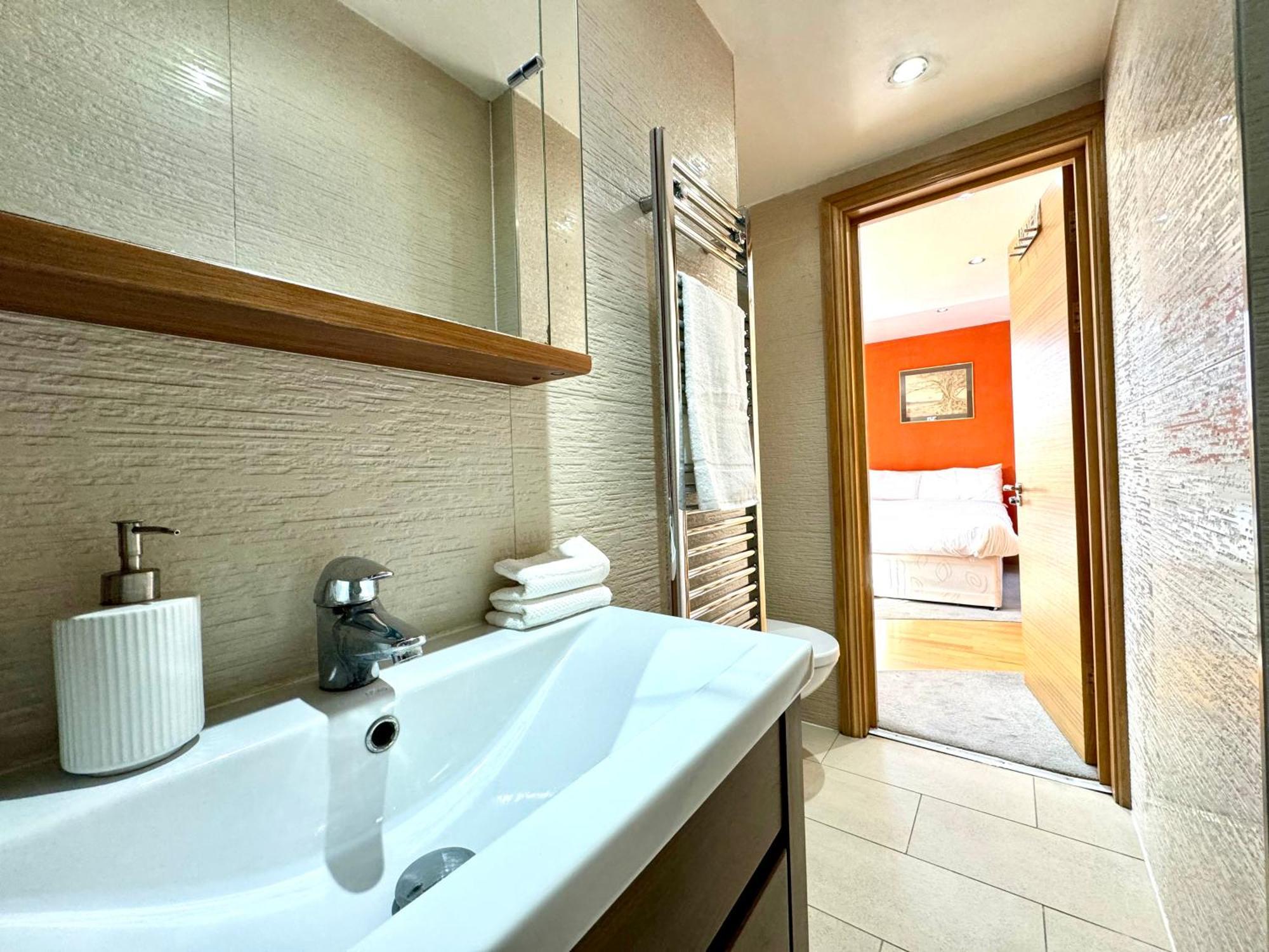 Chic 1 Bedroom Apartment Central London By Wild Exterior foto